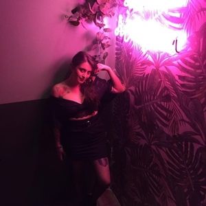 Meet your Posher, Stefanía